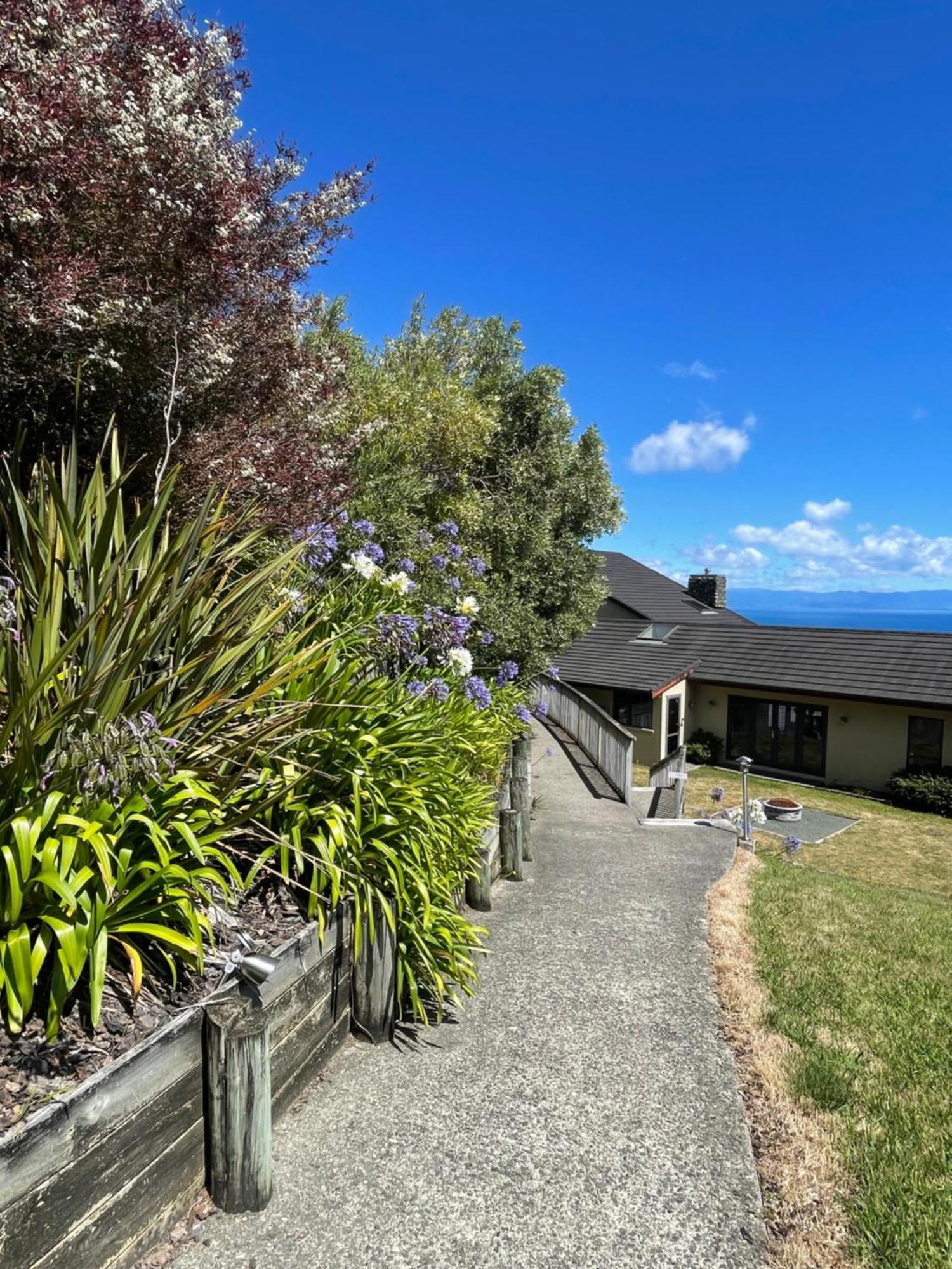 Parautane Lodge Nelson Exterior photo