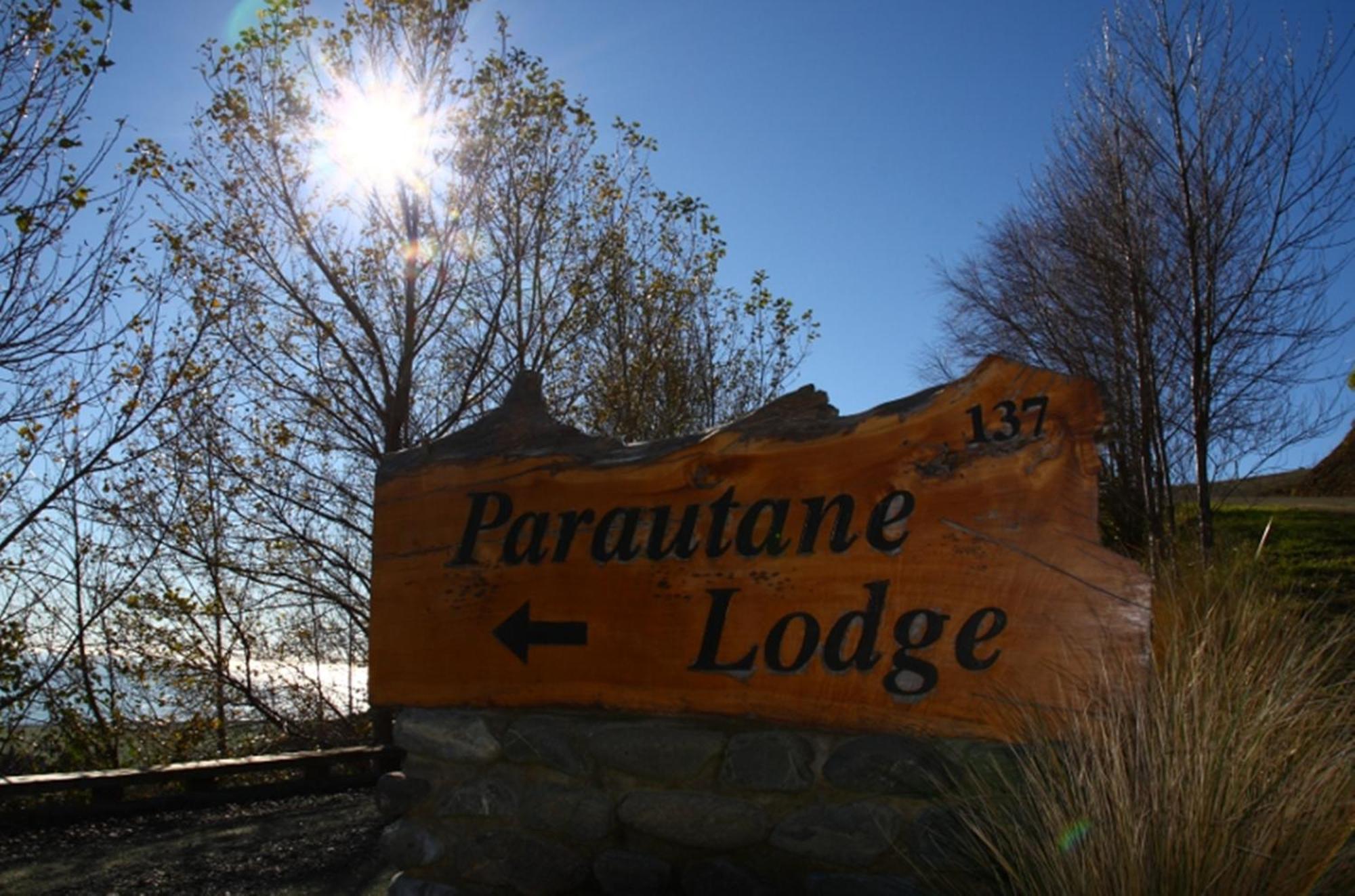 Parautane Lodge Nelson Exterior photo